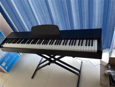 Faisnéis chos istigh faoin gciorcal pianó digiteach intíre nach bhfuil ar eol...