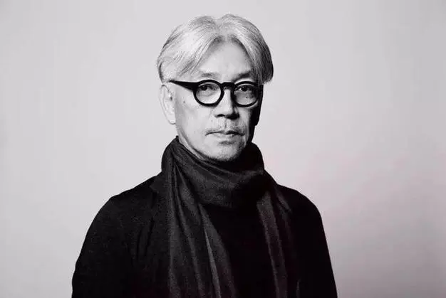Feidhmíocht cheoil deiridh an cheoltóir Ryuichi Sakamoto